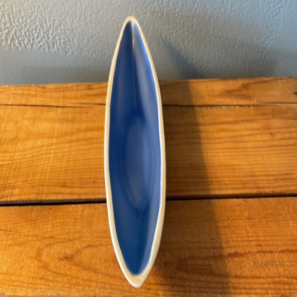 Striking Vintage Dish from Czechoslovakia - Picture 10 of 10